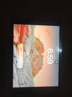 i pad 8th generation 128Gb 10/9 condition with box and charger