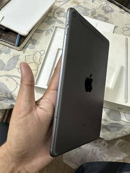 iPad Mini 5 Wifi+Cellular 64gb Complete Box 3