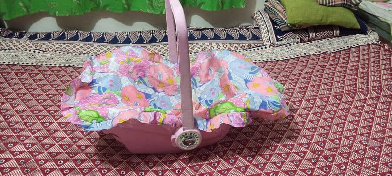 baby Carry cot 2