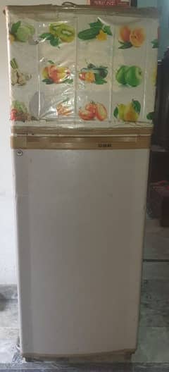 fridge for sale good condition good cooling 0