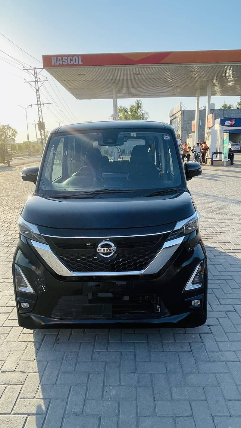 Nissan Roox 2021 19