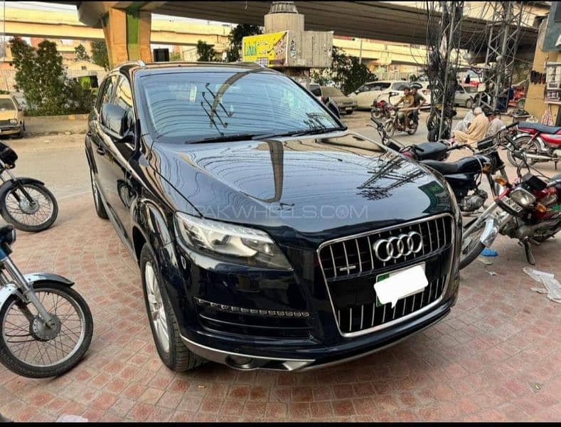 Audi Q7 2011 10