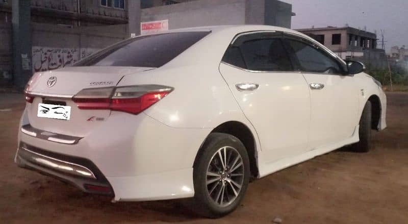 Toyota Corolla GLI 2017 5