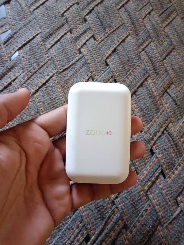 ZONG 4G BOLT+ DEVICE UNLOCKED ALL SIMS WORKING. . . 1