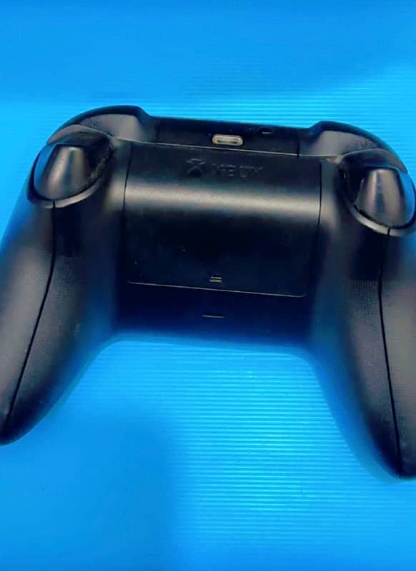 Original Xbox Series X / S Wireless Controller 2