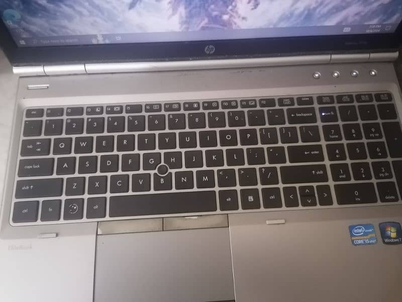 Hp elitebook 8570p 1