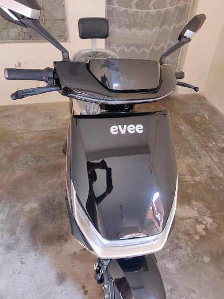 Evee Gen -Z Scooty 2