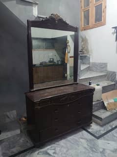 Dressing table . Old classic wood . 3 daraz