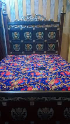 Bed Kingsize pure Diyar wooden