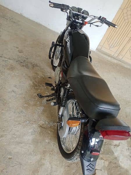 Suzuki bike for sale 3