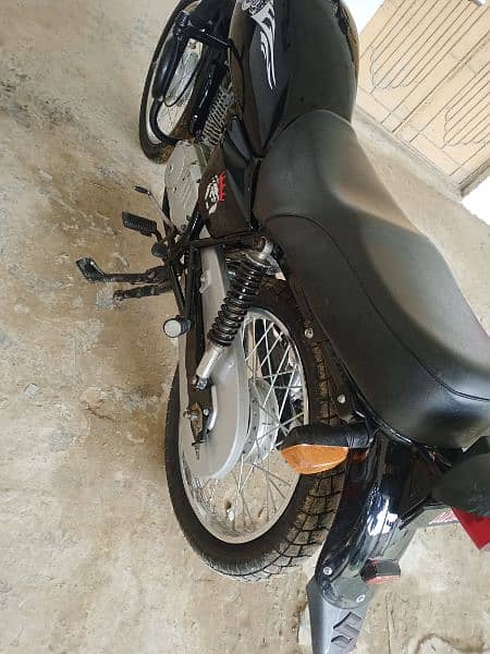 Suzuki bike for sale 7