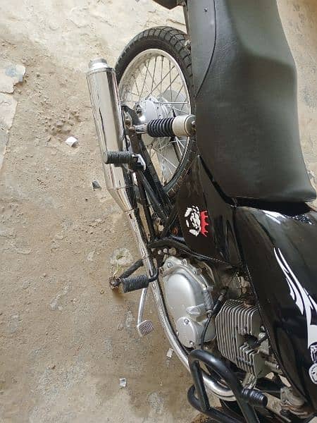 Suzuki bike for sale 9