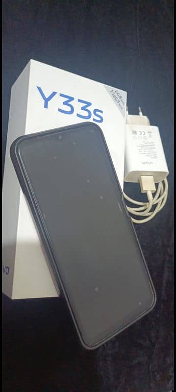 vivo y33s complete box 2 back cover 8+4 128 not open 10/9 condition 0