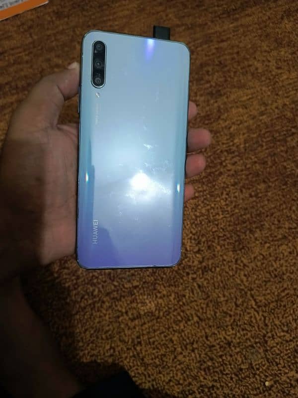 Huawei y9s 1