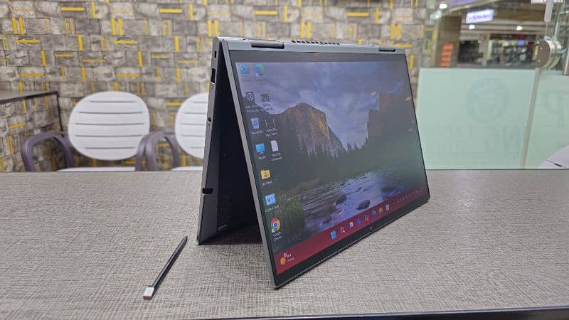 Lenovo x1 yoga Gen 6 Core i7 11th Generation 7