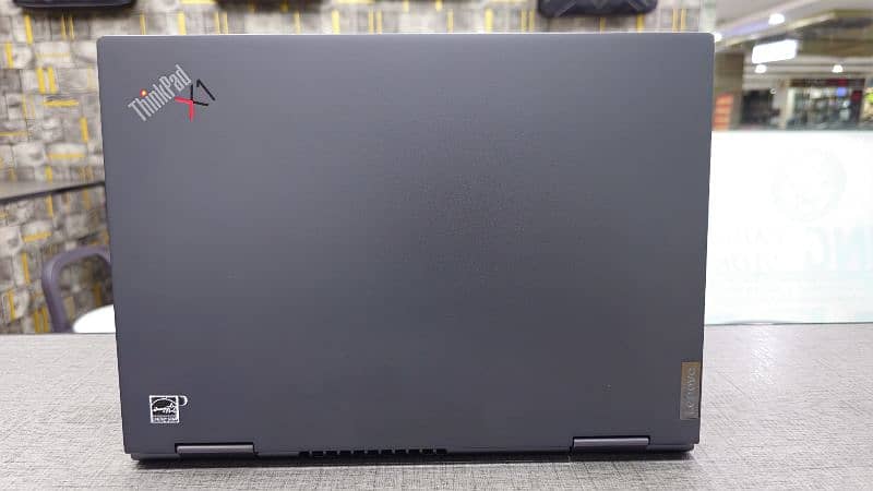 Lenovo x1 yoga Gen 6 Core i7 11th Generation 9