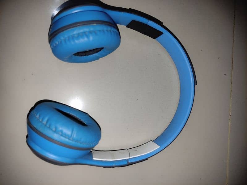 Bluetooth Headphones 2