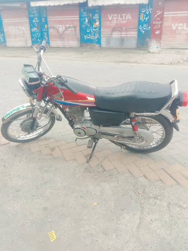 Honda 125 2009 5