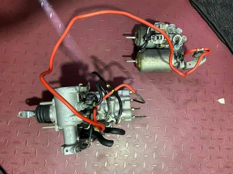 Aqua, Prius, Axio, Feilder,Camry,voxy,Noah
Abs Unit With Fittinh 2