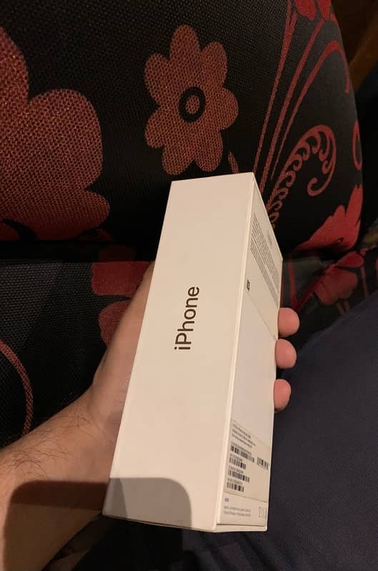 Gift| Xs Max |PTA Approved|256 |GB| Mint Condition | 3