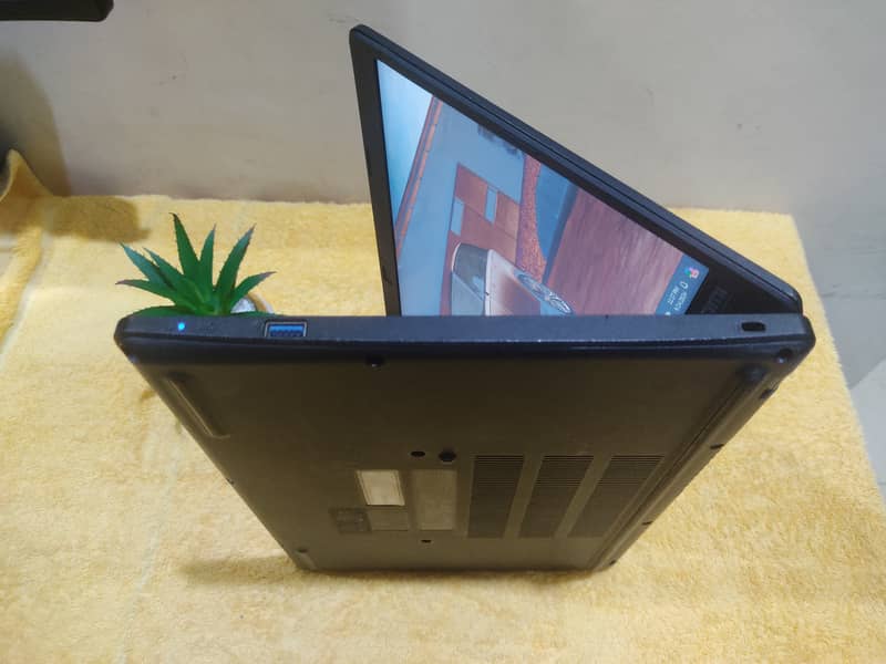 10th Gen Laptop - 10/10 (03214677749) 5