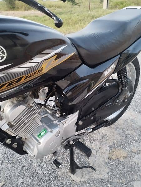 Yamaha YB 125 z for sale 10