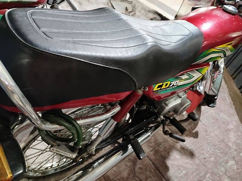 I am offering to sell you CD 70 Bike in Red colour(Honda Company) 6