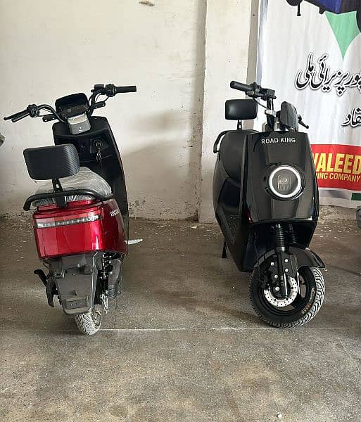 Road king Electric Scooty - F9 Model & Jannon Eco Model 10