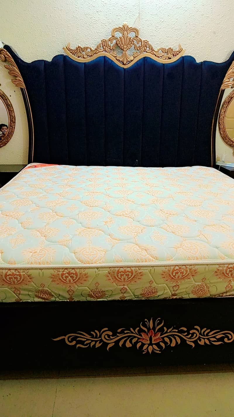 Designer bed set 2