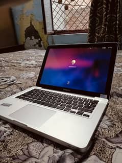 Apple MacBook Pro 0