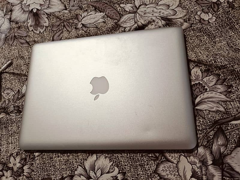 Apple MacBook Pro 3