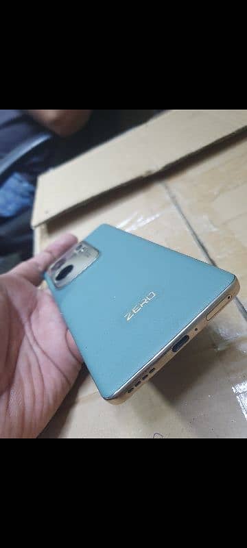 Infinix Zero 30 4g 1