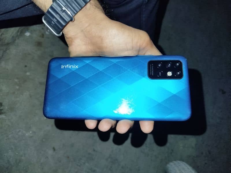 Infinix Note 8i 0