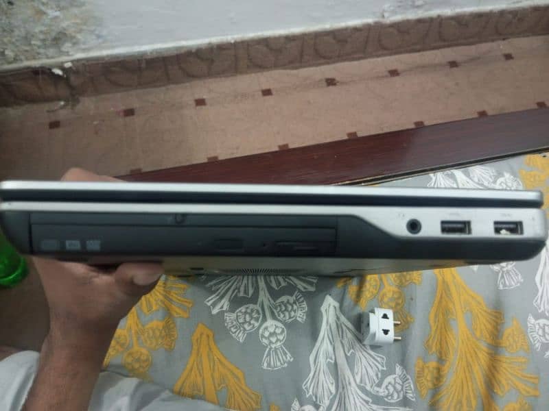 Labtop for sale Core i5 generation 3 4