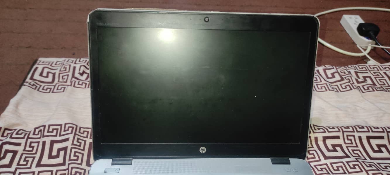 HP Elite Book 745 G3 2