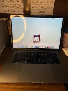 2019 MacBook Pro 15" - Core i7, 16GB RAM, 256GB SSD