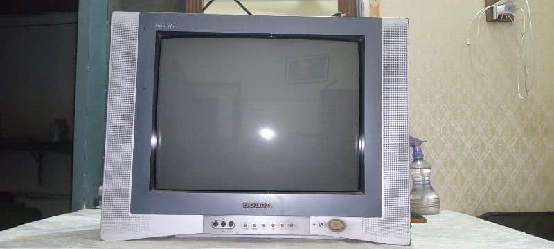 Nobel Stereo Plus 21" Color TV (Model: DCL-2182) 6