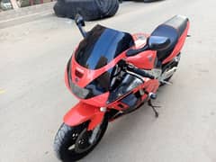 Yamaha fzr 1000 excellent condition