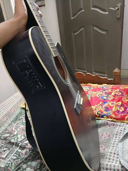 Fender semi Acoustic guitar full size 3