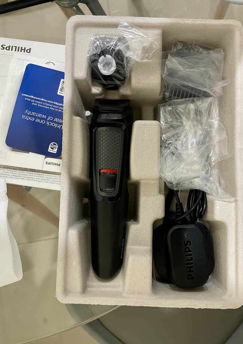 Philips Multigroom All In One Trimmer, 6 Tools, Beard & Nose, MG3710/1 2