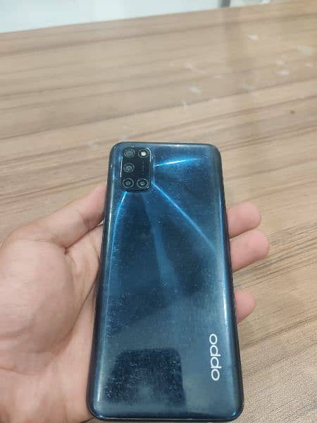 Oppo A52 3