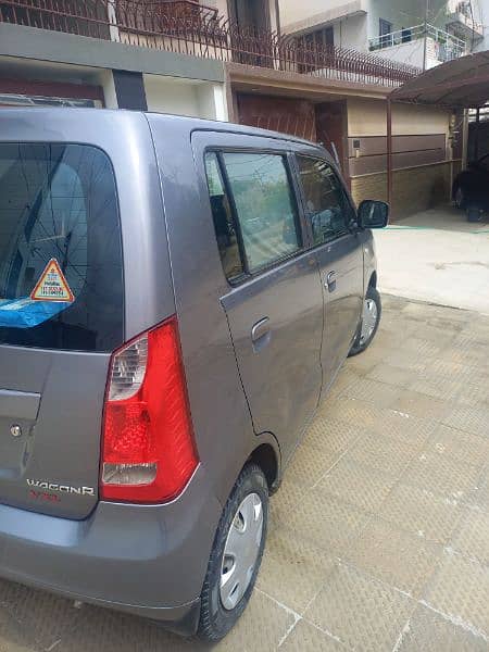 Suzuki Wagon R 2017 6