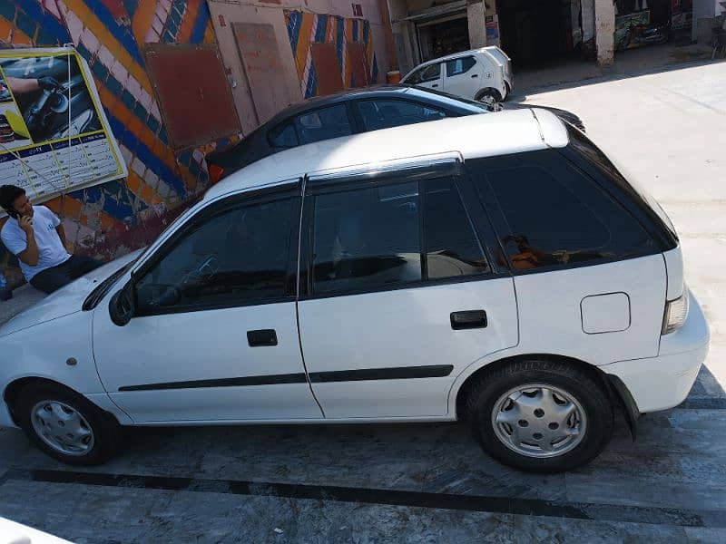 Suzuki Cultus VXR 2012 11