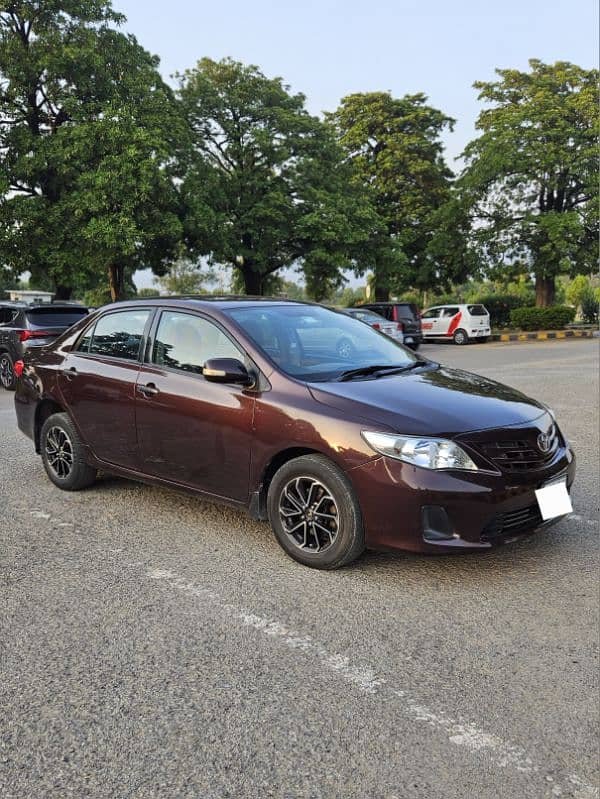 Toyota Corolla GLI 2013 1