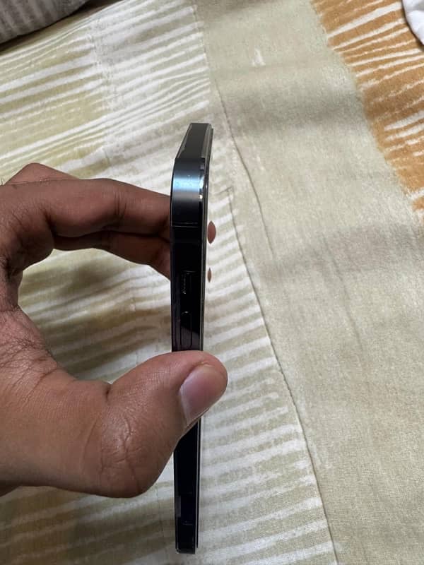 Iphone 12 Pro - Non PTA - 128GB 15