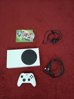 Xbox series s digital edition 512 ssd . slightly used negotiable price