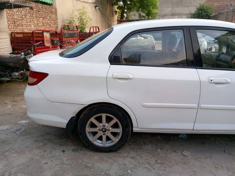 Honda City IDSI 2005 12