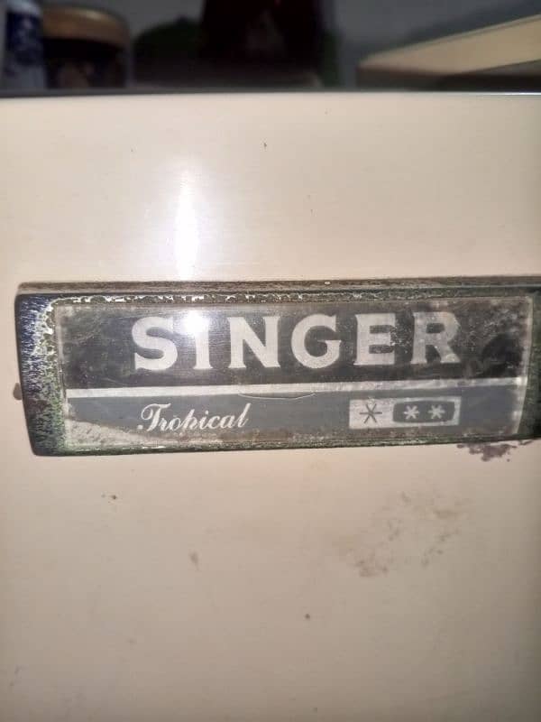 singer room fridge okay condition 03096268762 9