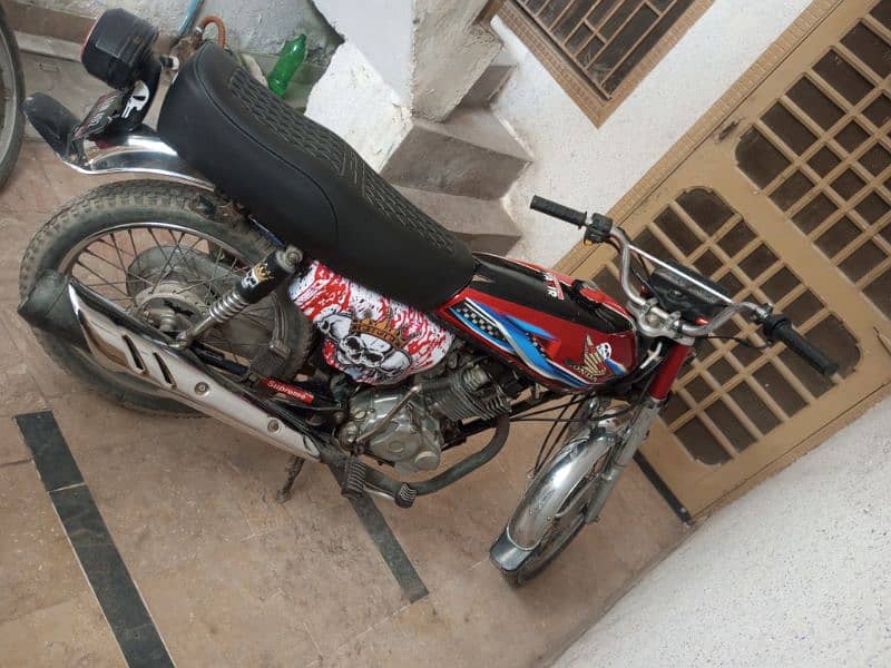 Honda 125 18 model all ok ha koi masla ni . 3