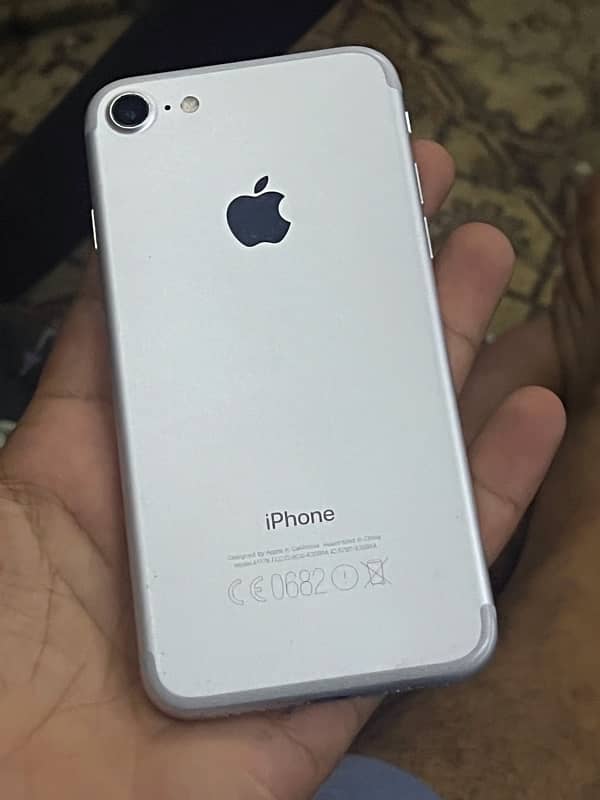 iphone 7 32gb pta Approve 0